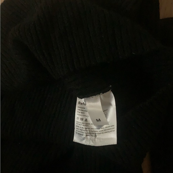 Reformation Black Cashmere Scoop Sweater - Picture 3 of 3